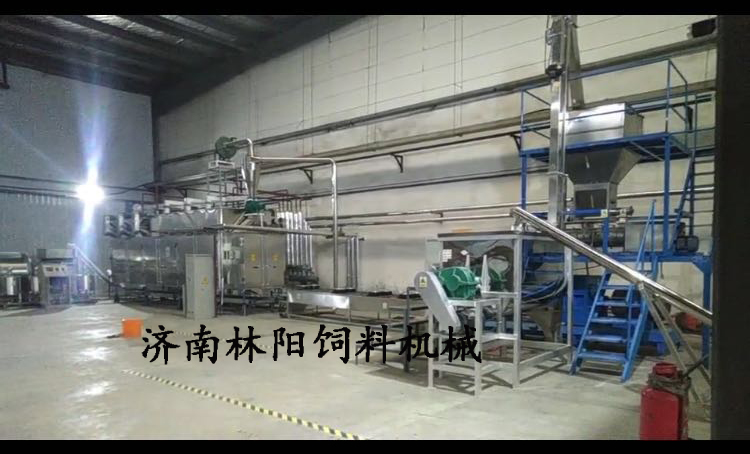 产能1吨宠物饲料生产线调试完成(图1) 产能1吨宠物饲料生产线调试完成(图1)
