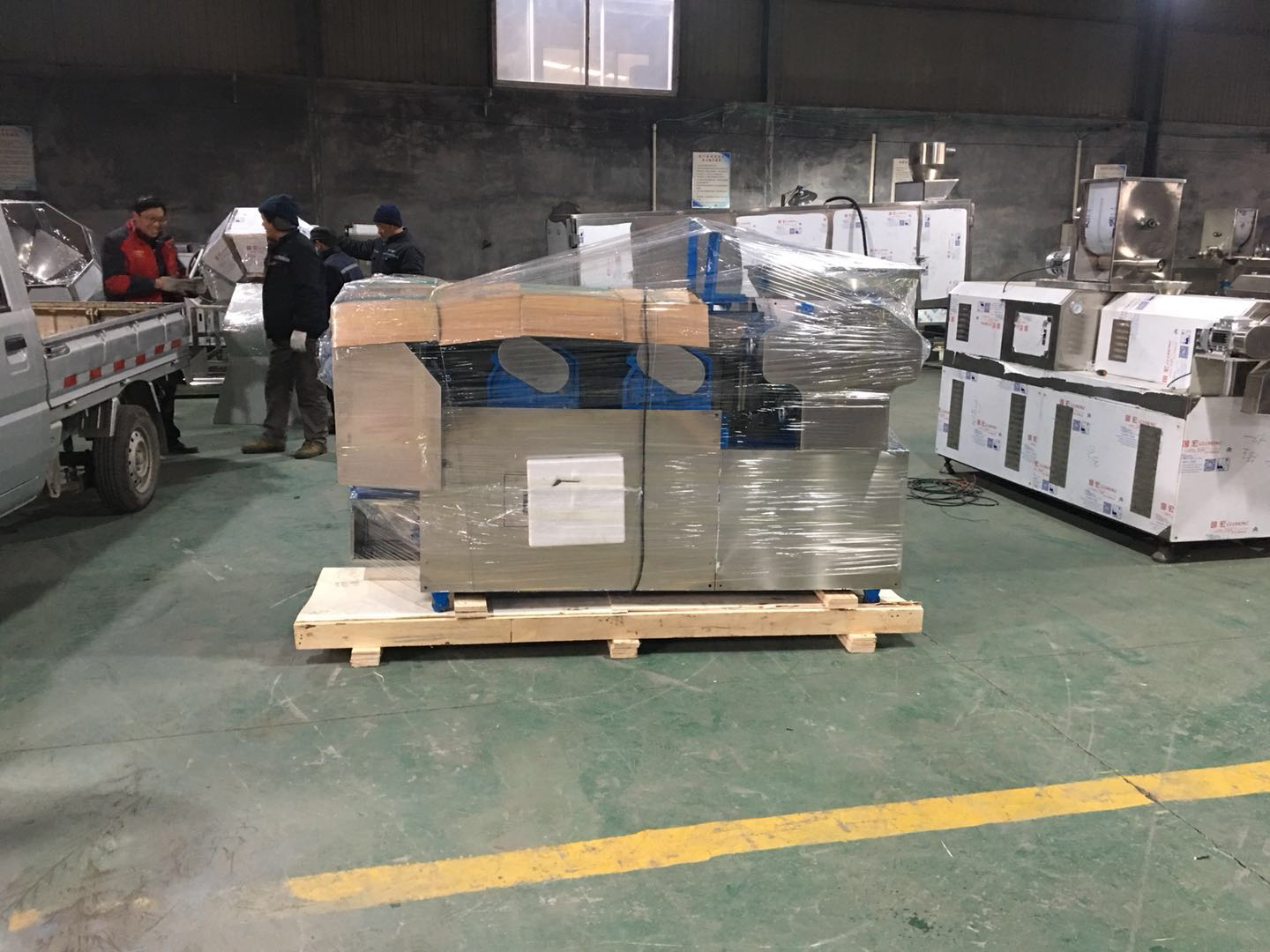 Madagascar Customers Purchase Food Equipment Delivery(图3)